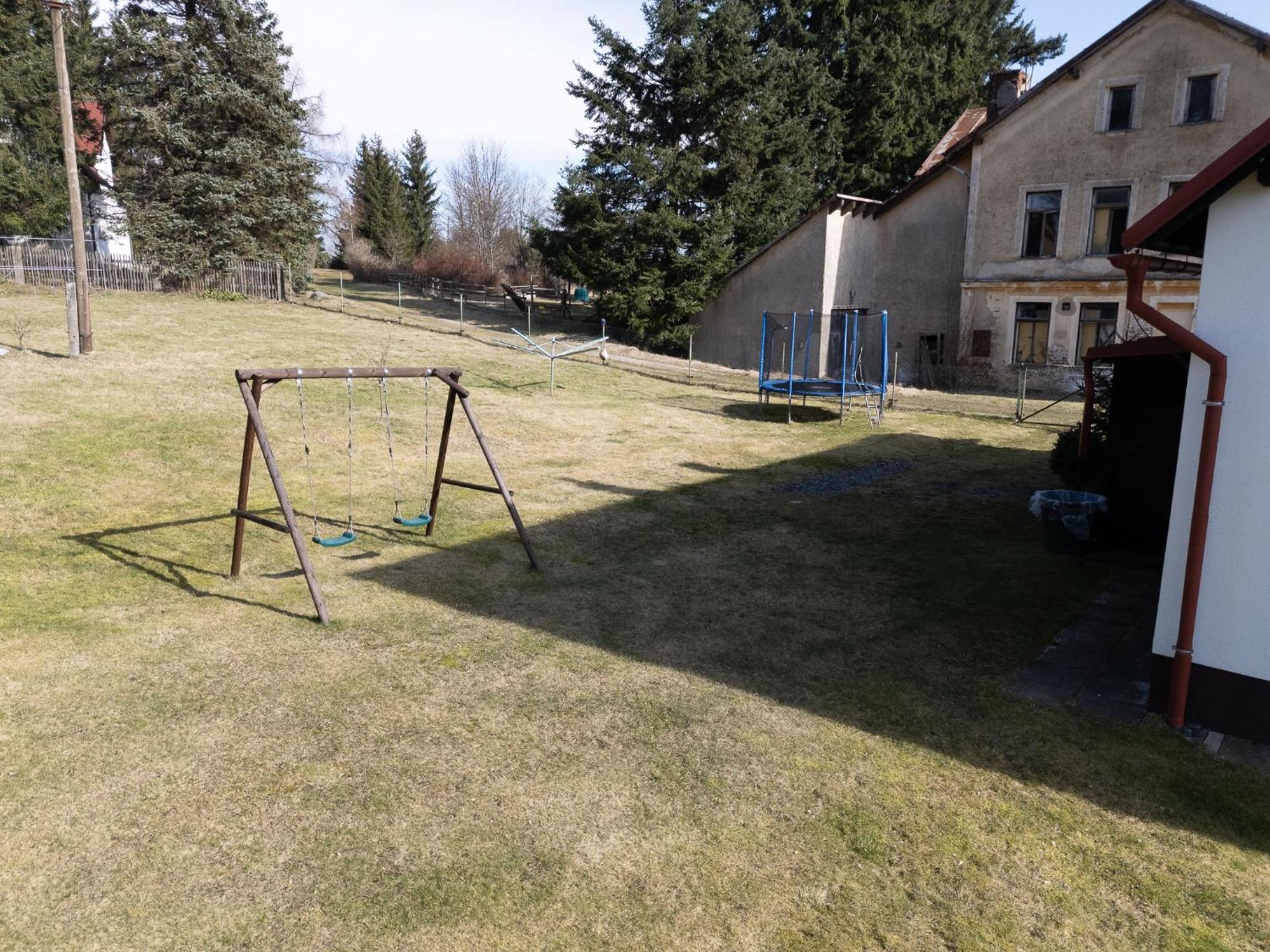 Apartment-Chalet-Chaloupka U Trnku ラーズニェ・キンジュヴァルト エクステリア 写真